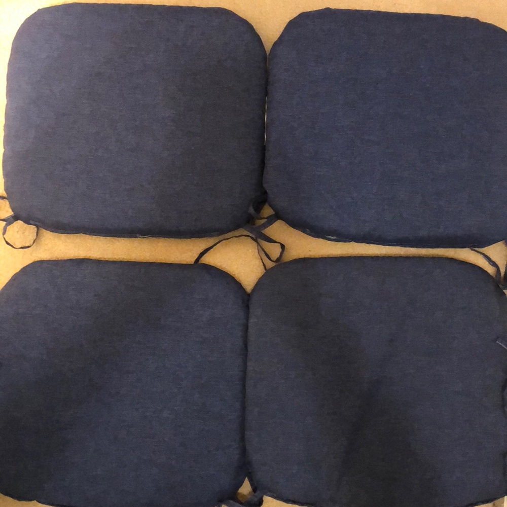 💥4 OUTDOOR CHAIR CUSHIONS💥